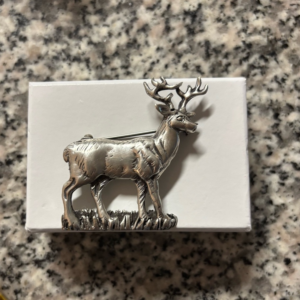 Rare Deer Standing in the Grass Brooch in 925